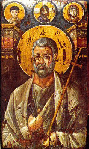 Св. ап. Петър, икона от VI-VII в., манастира "Св. Екатерина" в Синай. Над апостола: св. Мина, Иисус и св. Богородица. 