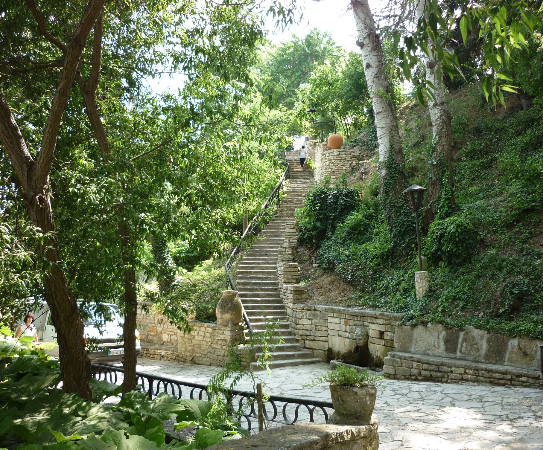Balchik-old-city-stone-strairs