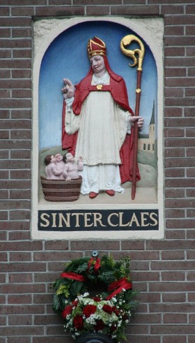 Sinter-claes-SinterKlaas-saint-nicolas-Amsterdam-dam