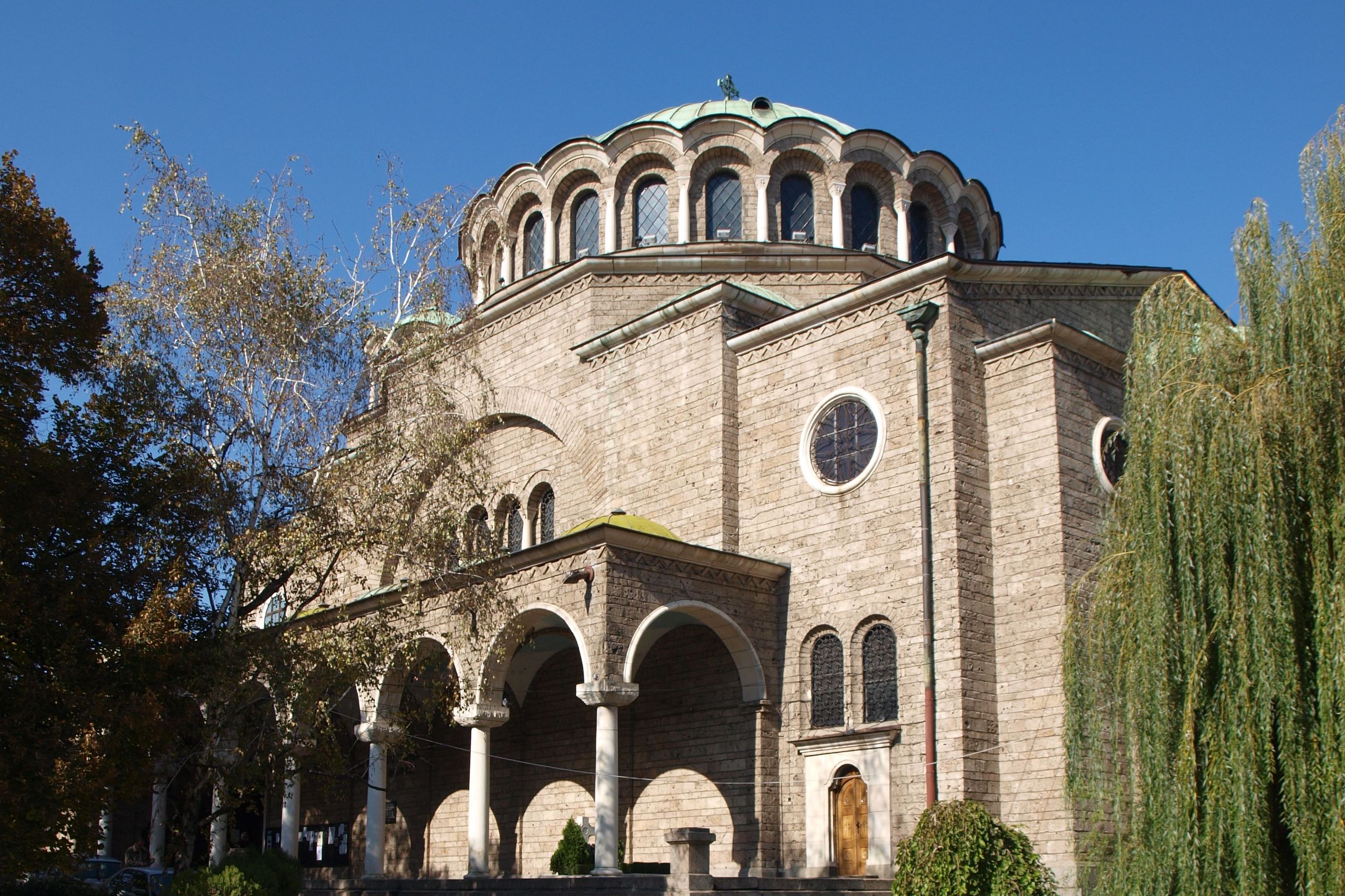 Sveta-Nedelia-Monolithic-second-biggest-Cathedral-in-Bulgaria