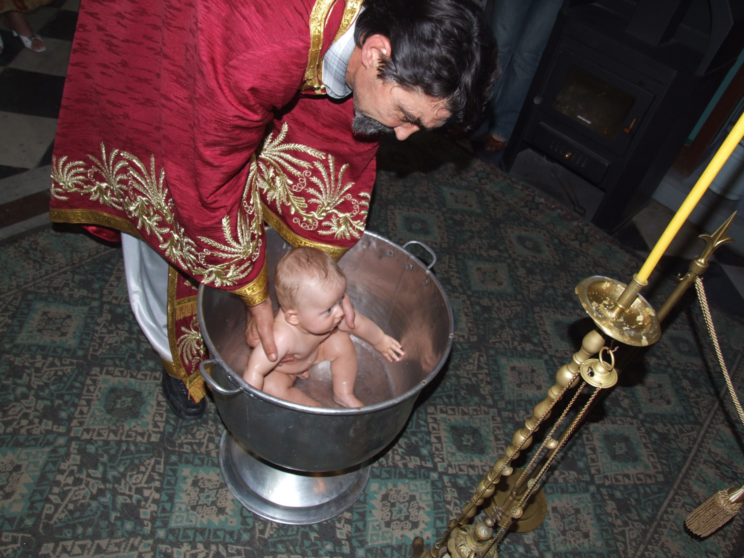 Why do Orthodox Christians Baptize the Kids and Babies / Information About proestants why orthodox Christians baptize their children