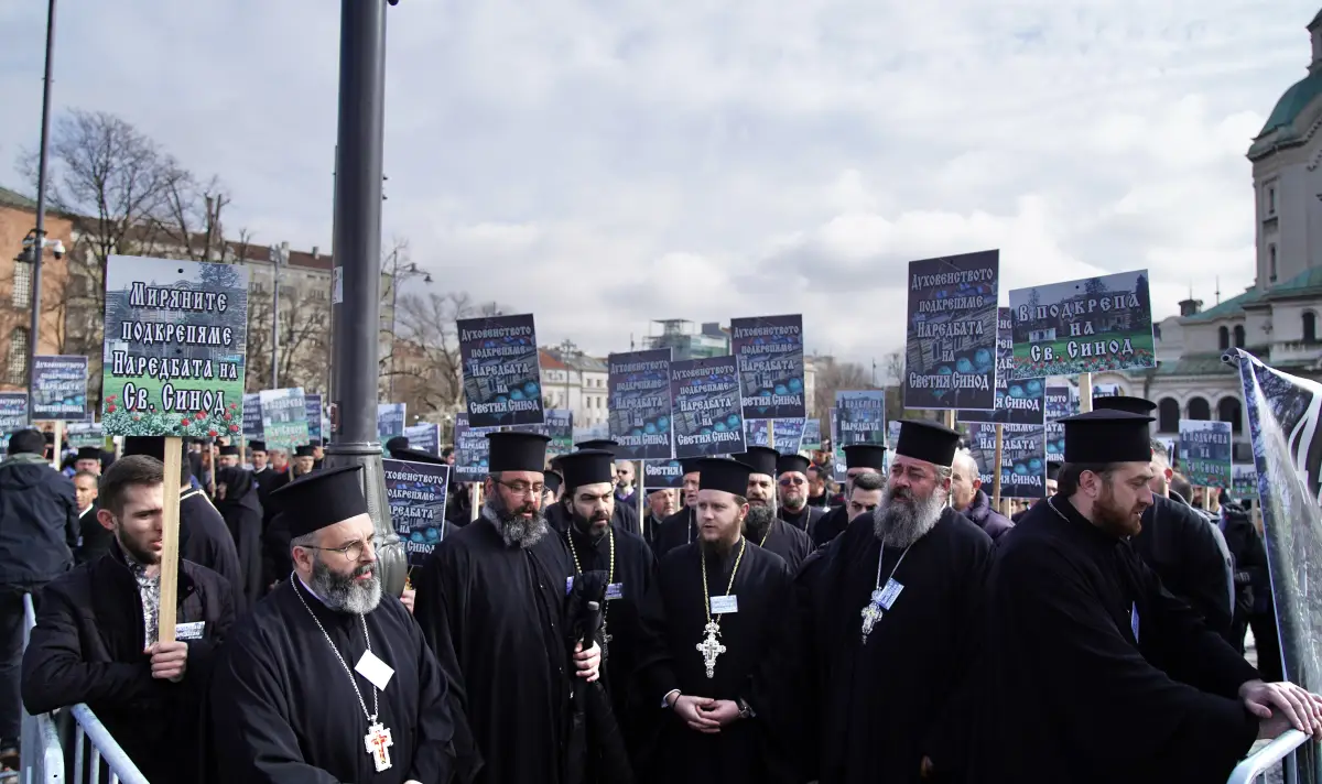holy-synod-contraprotest-for-the-choice-of-new-sliven-metropolitan
