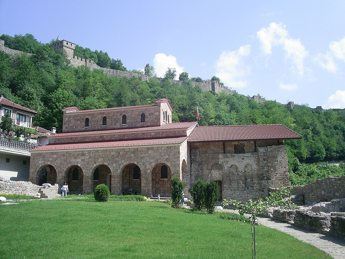 oly_Forty_Martyrs_Church-in-Veliko-Tarnovo-Trnov-Bulgaria