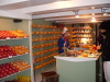 Thumbnail Amsterdam_Cheese_shop_lady_with_traditional_dutch-dress.JPG 